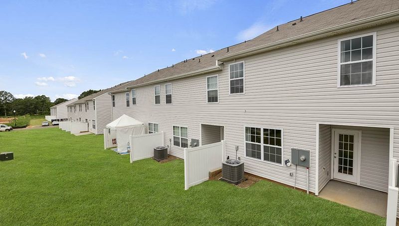 1261 Adrian Ct, Mebane, NC 27302