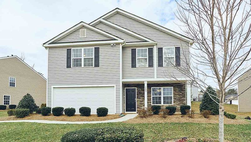 1261 Turkey Trot Rd, Wendell, NC 27591