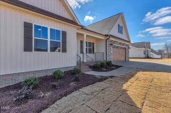 12615 Mallard Rock Dr, Zebulon, NC 27597