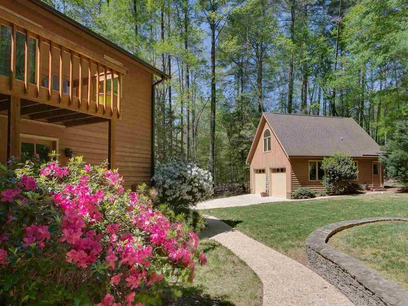 12616 Birchfalls Dr, Raleigh, NC 27614