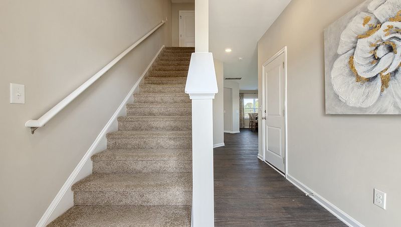 1262 Adrian Ct, Mebane, NC 27302