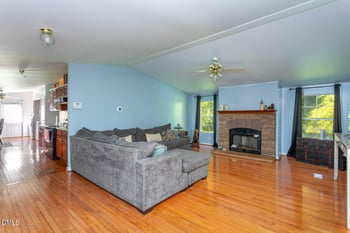 12621 Eagle Ridge Dr, Zebulon, NC 27597