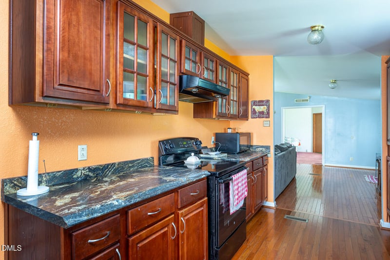 12621 Eagle Ridge Dr, Zebulon, NC 27597