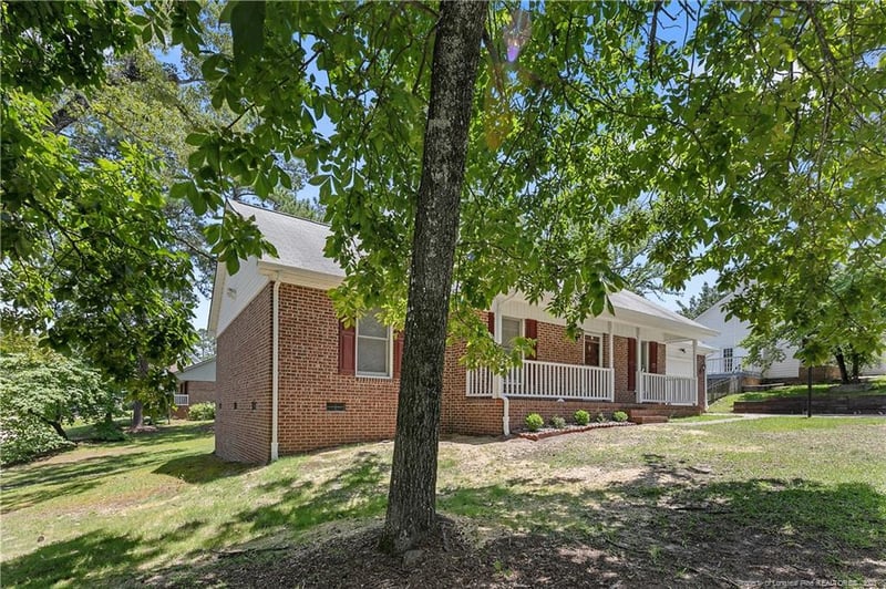 1263 Exeter Ln, Fayetteville, NC 28314