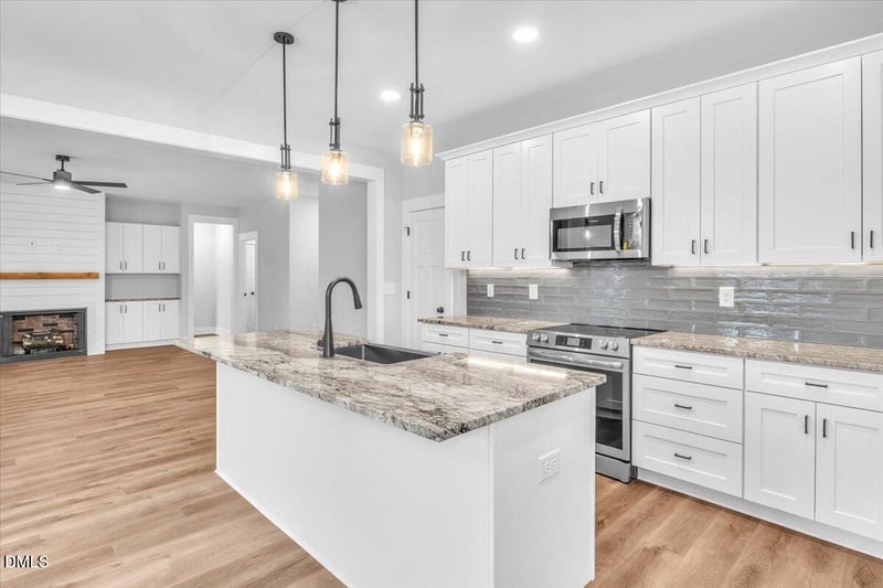 12631 Mallard Rock Dr, Zebulon, NC 27597