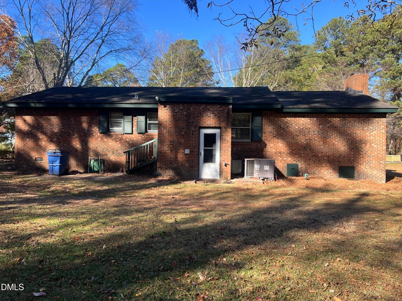 1264 Buffalo Rd, Smithfield, NC 27577