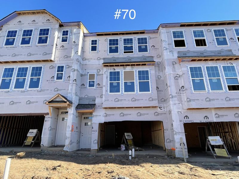 1264 Commack Dr #70, Durham, NC 27703