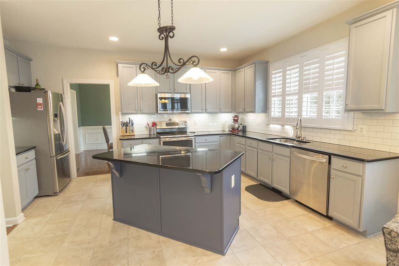 1266 Horsham Way, Apex, NC 27502