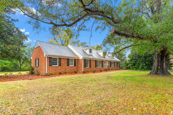 1267 Westview Ter, Burlington, NC 27215