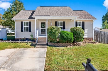 1268 Grovewood Dr, Clayton, NC 27520