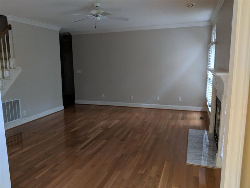 127 Beasley Ct, Cary, NC 27513