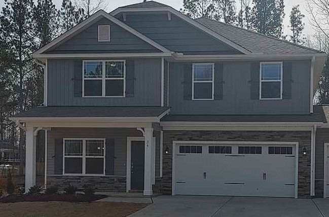 127 Boomer St, Benson, NC 27504