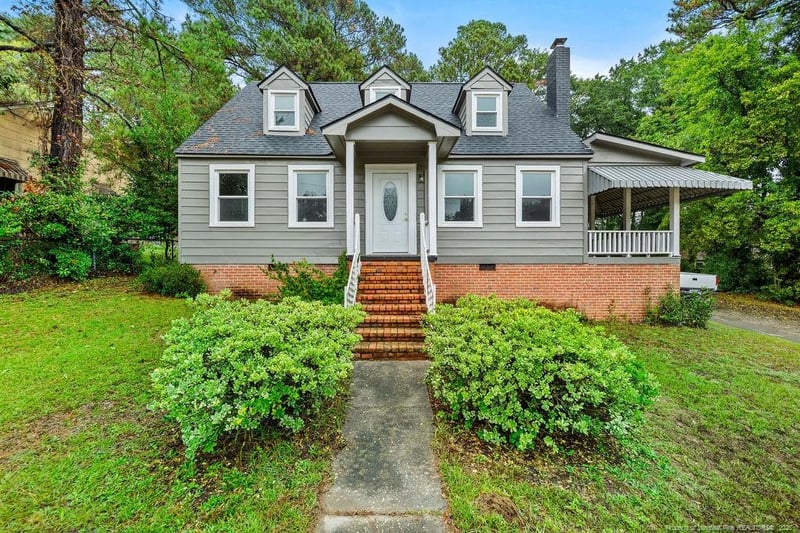 127 Buckingham Ave, Fayetteville, NC 28301