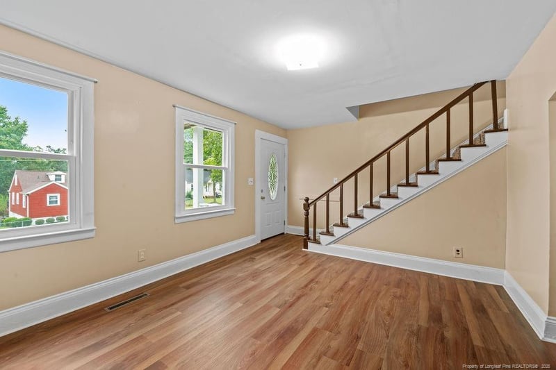 127 Buckingham Ave, Fayetteville, NC 28301