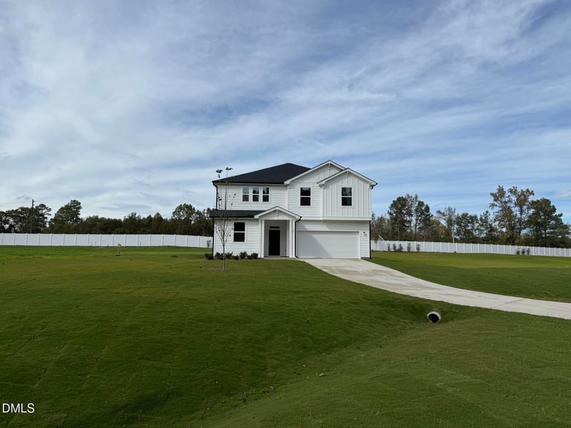 127 Caspian Ct, Lillington, NC 27546