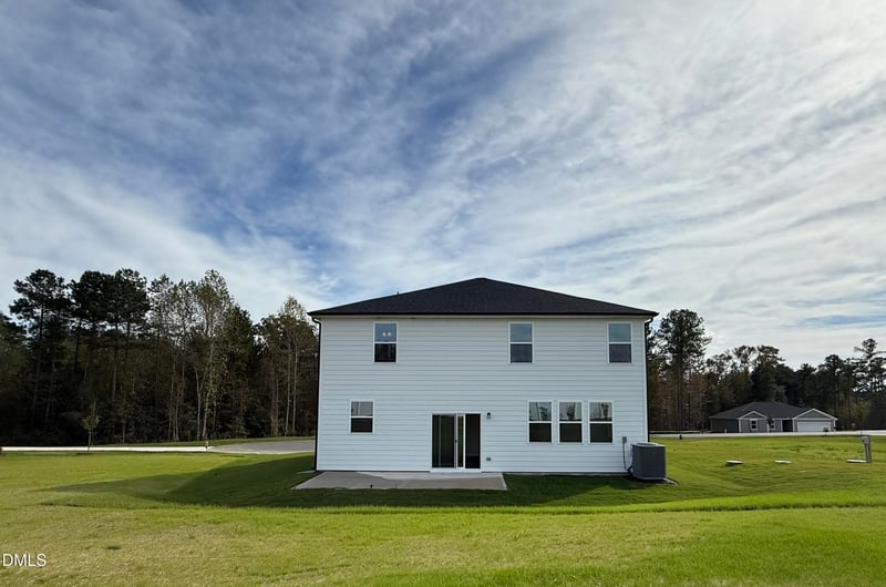 127 Caspian Ct, Lillington, NC 27546