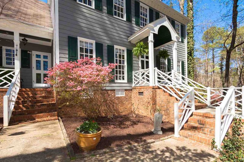 127 Donna Pl, Cary, NC 27513