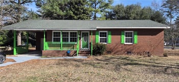 127 E Eighth Ave, Red Springs, NC 28377