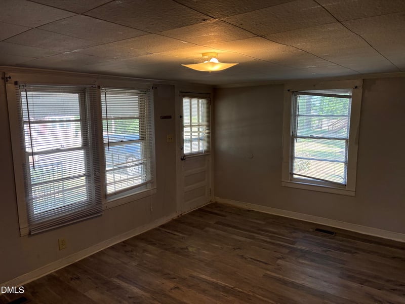 127 End Ave, Durham, NC 27703