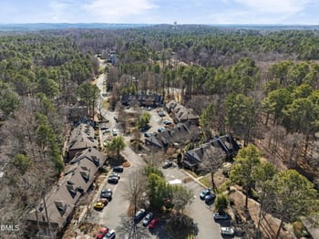 127 Essex Dr, Chapel Hill, NC 27514