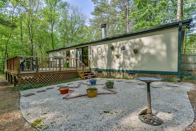 127 Forest Creek Dr, Pittsboro, NC 27312