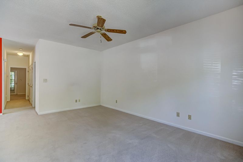 127 Forest Oaks Dr, Durham, NC 27705