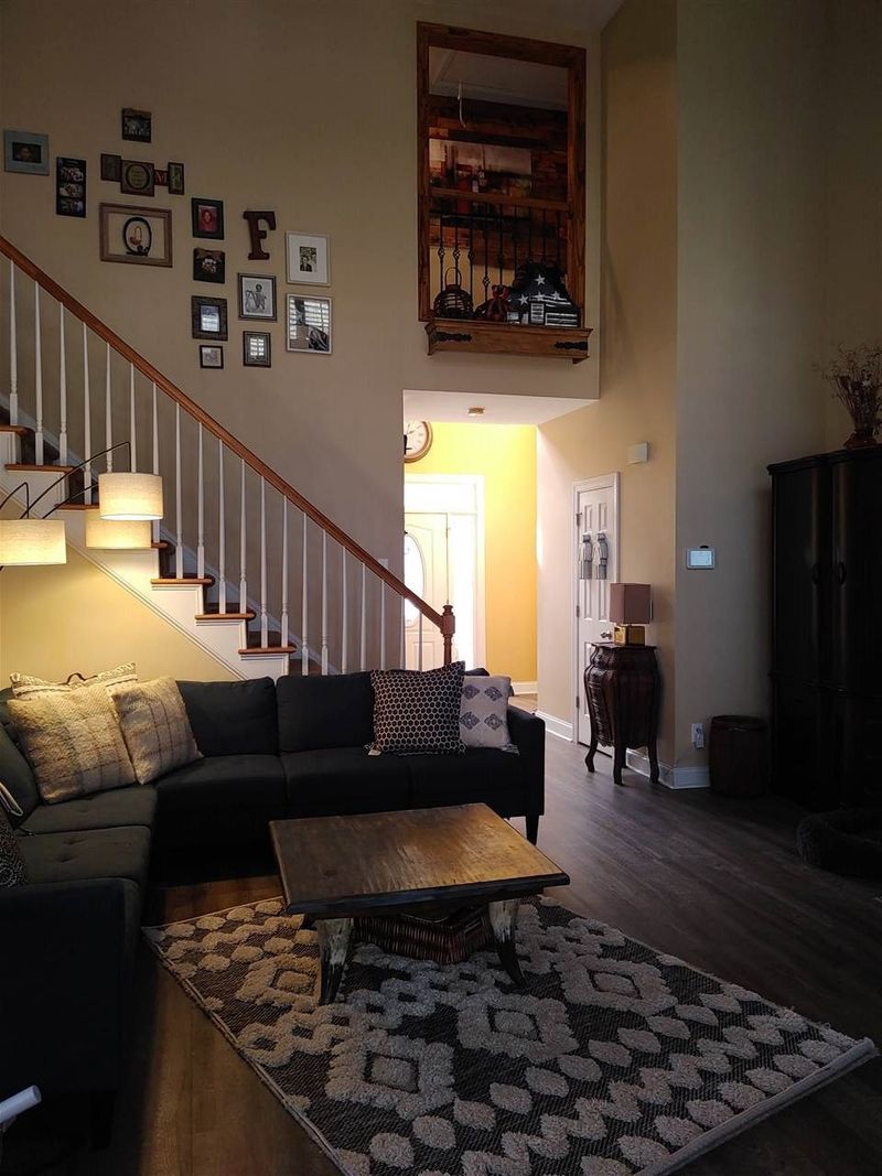 127 Fox Pen Dr, Raleigh, NC 27603