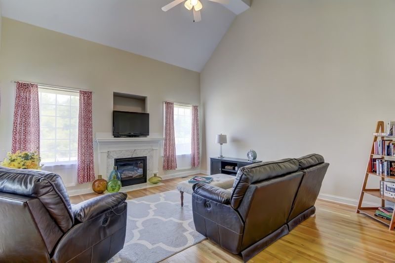127 Greenlyn Dr, Clayton, NC 27527
