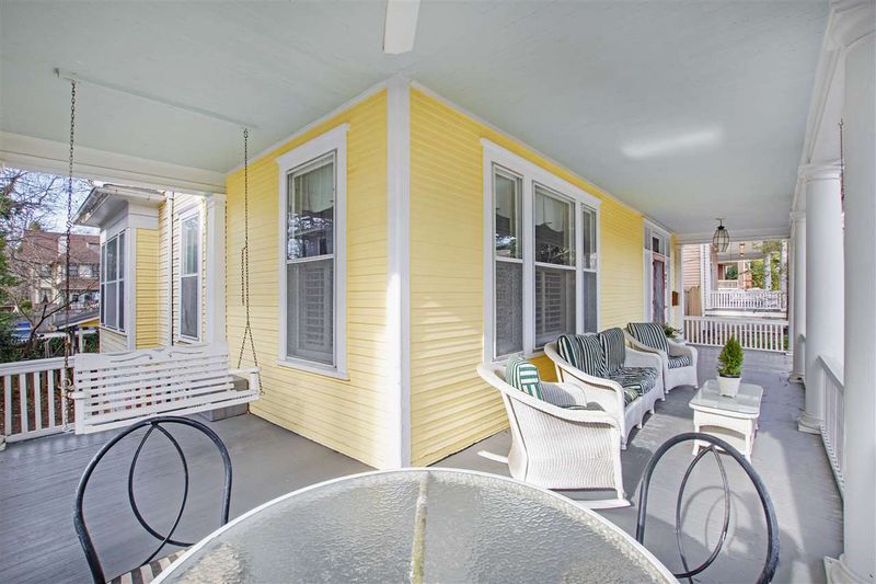 127 Hawthorne Rd, Raleigh, NC 27605