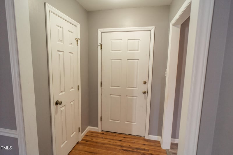127 Hilltop Dr, Four Oaks, NC 27524