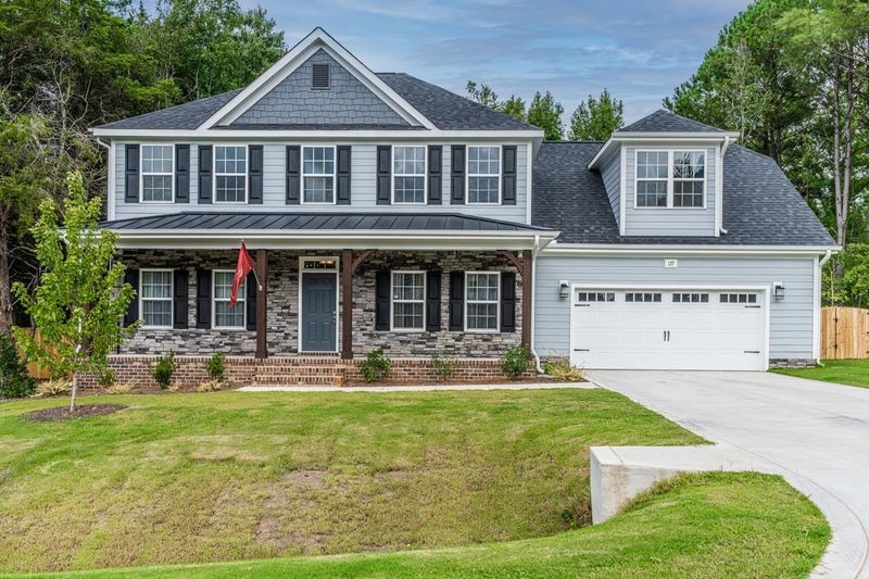 127 E Houndstoothe Ct, Clayton, NC 27520
