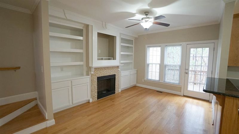 127 Lanigan Pl, Cary, NC 27513