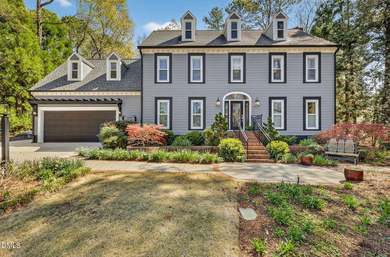 127 Lochwood West Dr, Cary, NC 27518