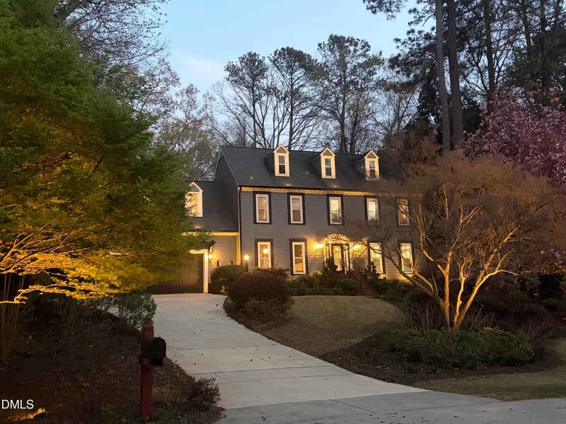 127 Lochwood West Dr, Cary, NC 27518