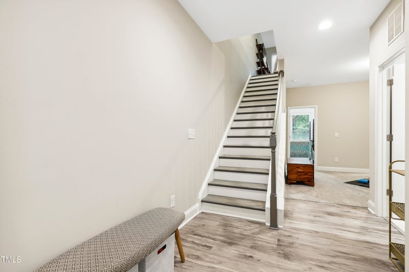 127 Manordale Dr, Chapel Hill, NC 27517
