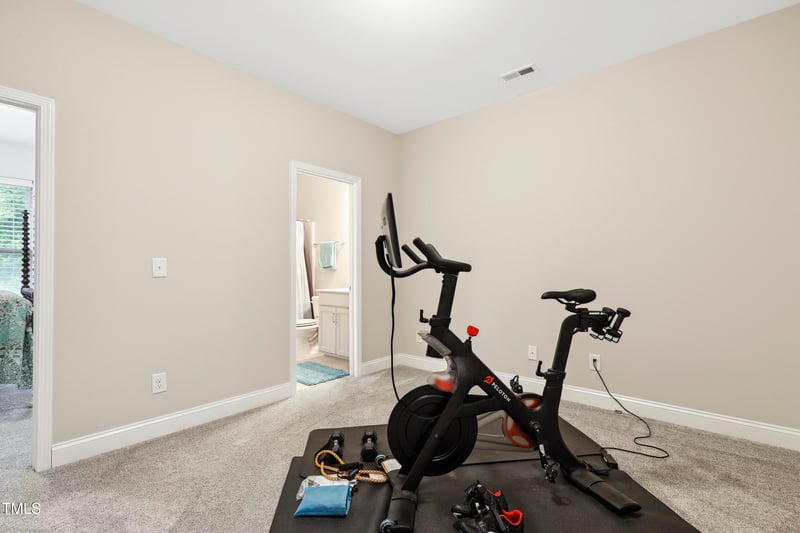 127 Manordale Dr, Chapel Hill, NC 27517