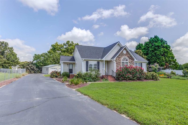 127 Mary Ln, Garner, NC 27529