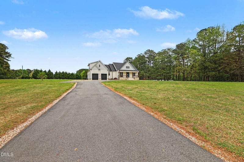 127 Morgan Dr, Zebulon, NC 27597