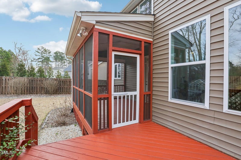 127 Plano Dr, Durham, NC 27703