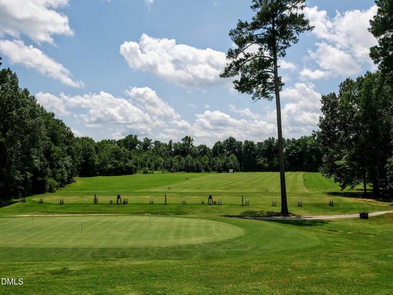 127 Prairie Dog Dr, Louisburg, NC 27549