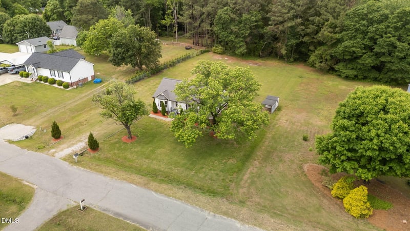 127 Riders Ridge Ln, Willow Springs, NC 27592