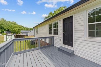 127 Riders Ridge Ln, Willow Springs, NC 27592