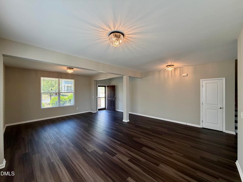 127 Rosebud Ln, Durham, NC 27704