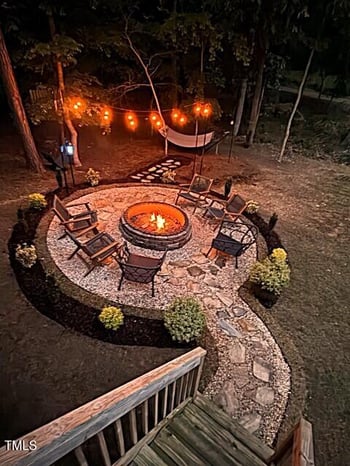 127 Sanderway Dr, Chapel Hill, NC 27516