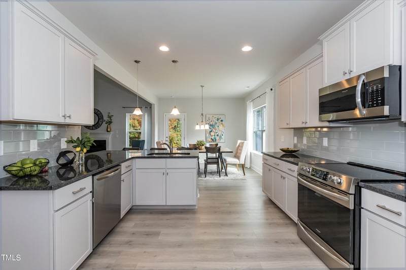 127 Southern Estates Dr, Sanford, NC 27330