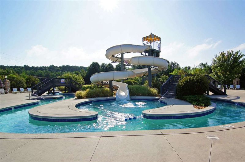 127 Sunset Bluffs Dr, Fuquay Varina, NC 27526