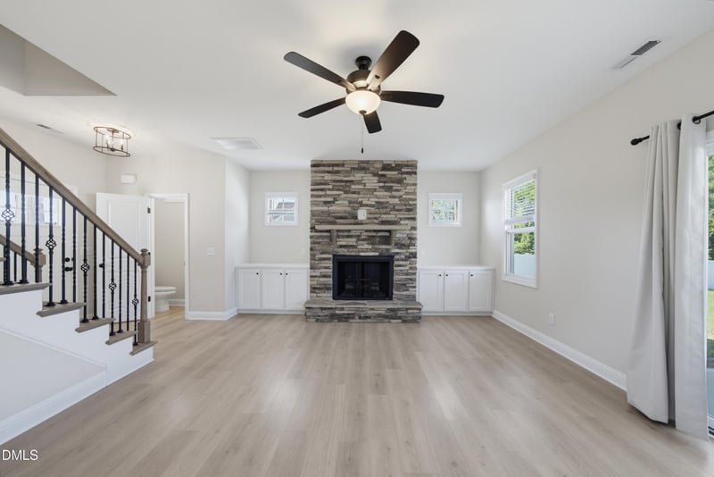 127 Thistle Ct, Sanford, NC 27332
