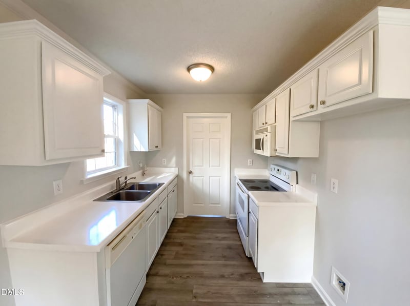 127 Wagon Trl, Willow Springs, NC 27592