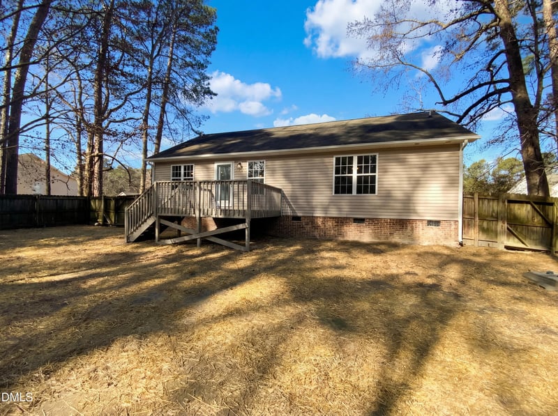 127 Wagon Trl, Willow Springs, NC 27592