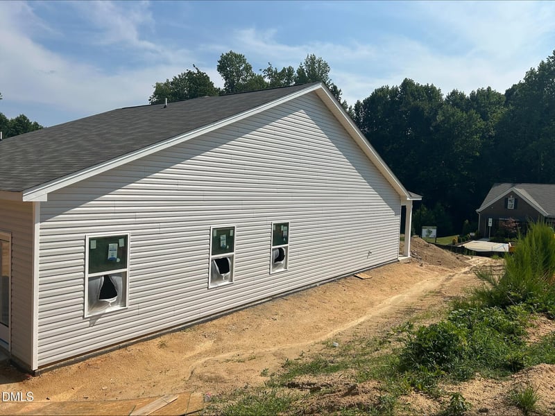 127 White Azalea Way, Benson, NC 27504